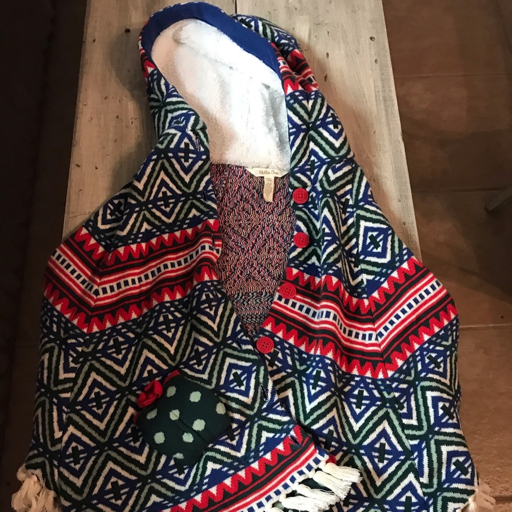 Christmas Cape- Matilda Jane